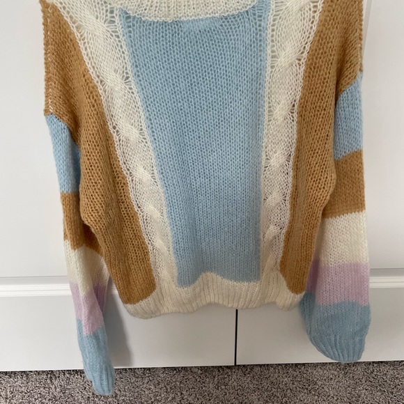 Beautiful spring sweater - Size M - Picture 6 of 6